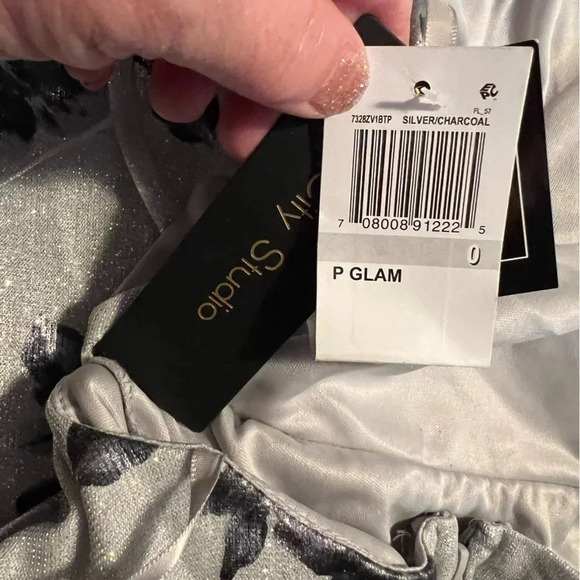 City Studios Juniors Lace-Up Floral Glitter Silver Charcoal Ball Gown size 0 & 1 - Picture 14 of 15